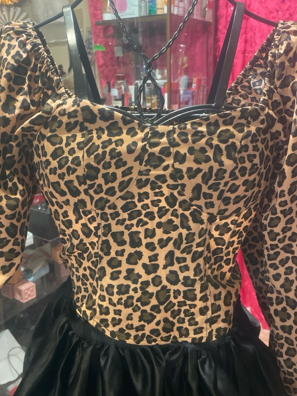 Pleione Leopard Print Puff Sleeve Corset Top in Tan & Black
